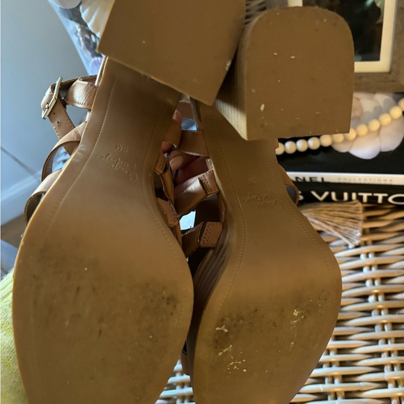 Crown Vintage platform 4.5 inch heel - Picture 4 of 4